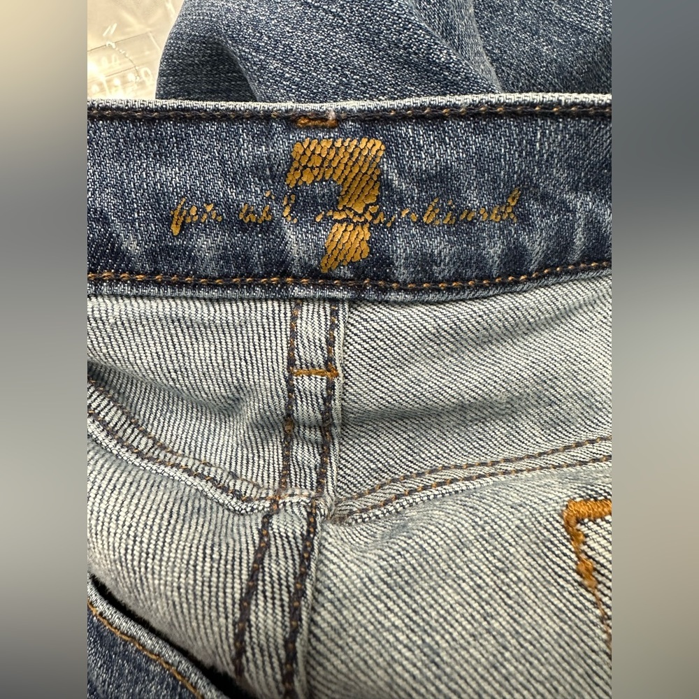7 For All Mankind - Picture 4 of 10